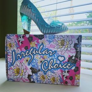 Teal & White heels sz9